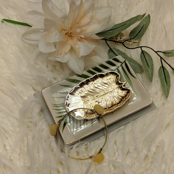 Jewelry - Leaf Trinket Set